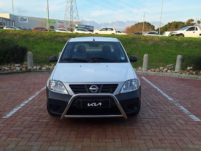 2021 Nissan NP200 1.6 A/C Safety Pack