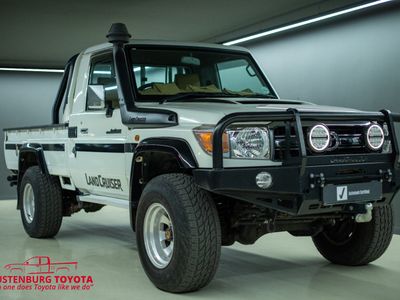 2014 Toyota Land Cruiser 79 4.5 D Single-Cab