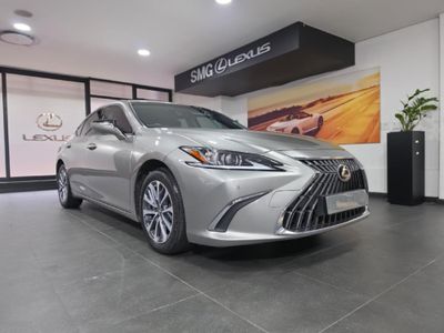 2023 Lexus ES 250 EX