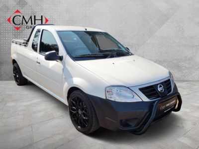2023 Nissan NP200 1.6 A/C Safety Pack