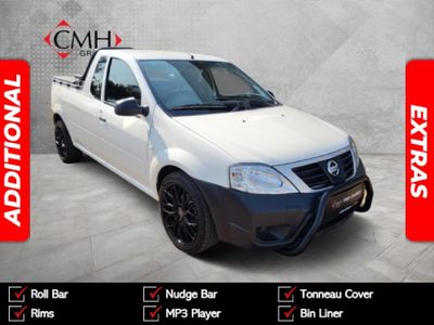 2023 Nissan NP200 1.6 A/C Safety Pack