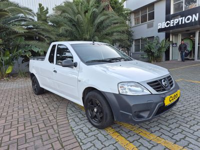 2022 Nissan NP200 1.6 A/C Safety Pack