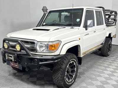 2016 Toyota Land Cruiser 79 4.5 D Double-Cab