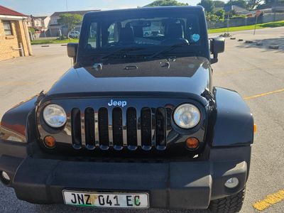 2013 Jeep Wrangler 3.6 V6 Sahara 2-dr Auto
