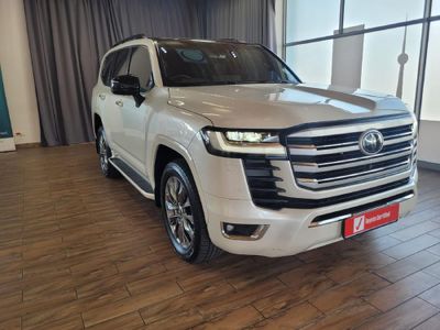 2022 Toyota Land Cruiser 300 V6 3.3 D ZX