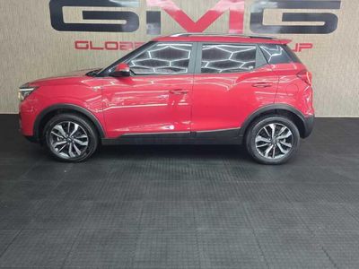 2021 Mahindra XUV 300 1.5D | W8