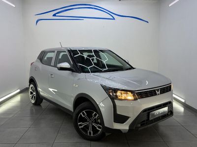 2023 Mahindra XUV 300 1.2T SE | W4