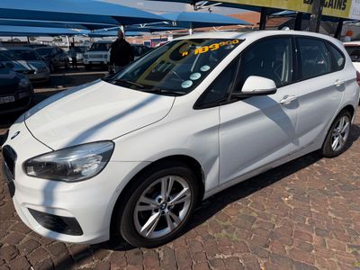2015 BMW 2 Series 220i Luxury Line Auto