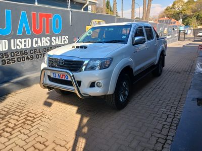 2015 Toyota Hilux 3.0 D-4D Legend 45 Raised Body Double-Cab