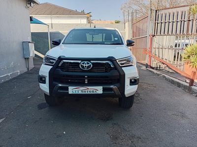 2022 Toyota Hilux 2.8 GD-6 Raised Body Legend 4x4 Auto Extended Cab