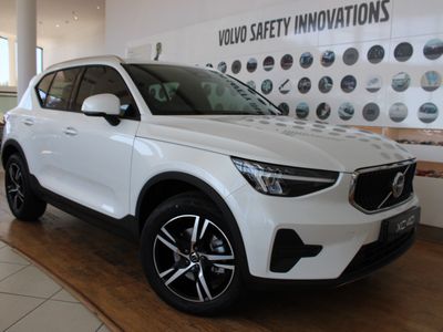 2026 Volvo XC40 B3 Essential Geartronic Mild-Hybrid