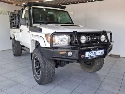 2017 Toyota Land Cruiser 79 4.5 D Single-Cab