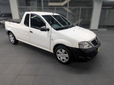 2024 Nissan NP200 1.6 A/C Safety Pack