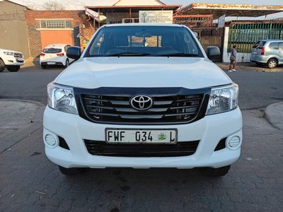 2016 Toyota Hilux 2.5 D-4D Raised Body SRX Xtra-Cab