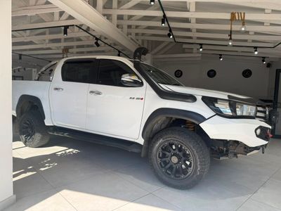 2017 Toyota Hilux 2.8 GD-6 Raider 4x4 Extended Cab
