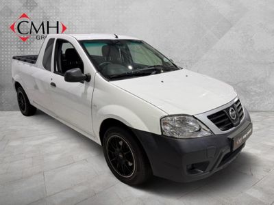2022 Nissan NP200 1.6 A/C Safety Pack