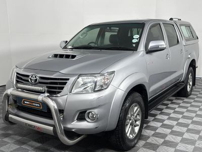 2015 Toyota Hilux 3.0 D-4D Legend 45 Raised Body Auto Double-Cab