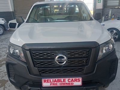 2022 Nissan Navara 2.5 Petrol Manual