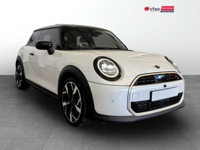 2025 MINI Hatch Cooper S Auto