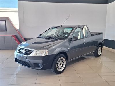 2024 Nissan NP200 1.6 A/C Safety Pack