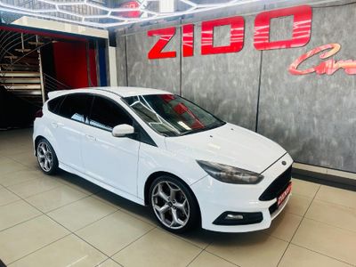 2017 Ford Focus 2.0 EcoBoost ST1