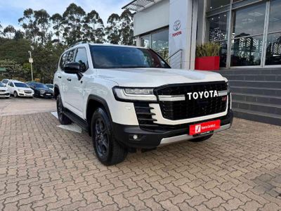 2022 Toyota Land Cruiser 300 V6 3.5 T GR-S