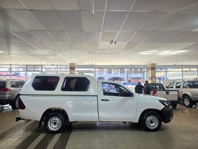 2022 Toyota Hilux 2.4 GD S AIRCON Single- Cab (Diesel, Manual)