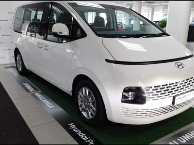 2025 Hyundai Staria 2.2d Executive Auto