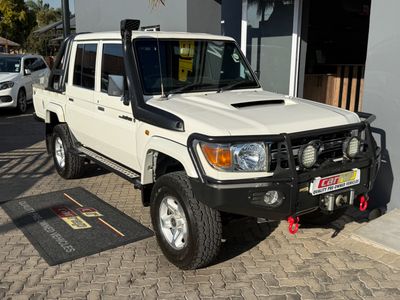 2018 Toyota Land Cruiser 79 4.5 D Double-Cab