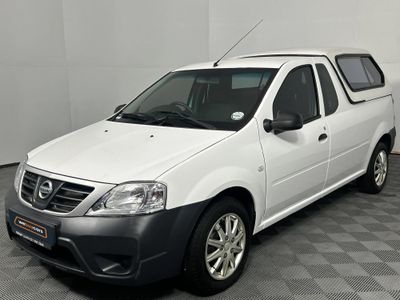 2023 Nissan NP200 1.6 A/C Safety Pack