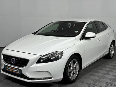 2015 Volvo V40 T4 Elite Auto