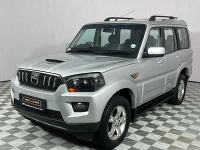 2016 Mahindra Scorpio 2.2 mHawk 8-seat | S10