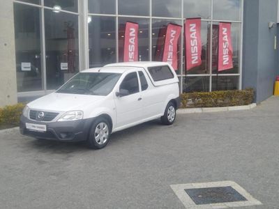 2023 Nissan NP200 1.6 A/C Safety Pack