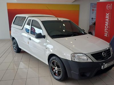 2023 Nissan NP200 1.6 A/C Safety Pack