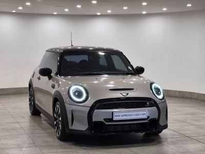 2022 MINI Hatch Cooper S Auto