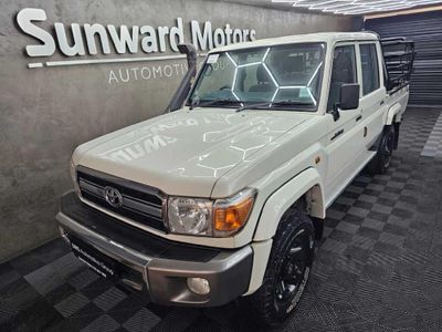 2022 Toyota Land Cruiser 79 4.0 Double-Cab