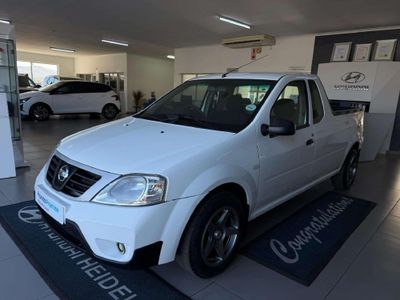 2019 Nissan NP200 1.6 A/C Safety Pack