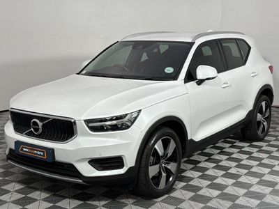 2021 Volvo XC40 T3 Momentum Auto