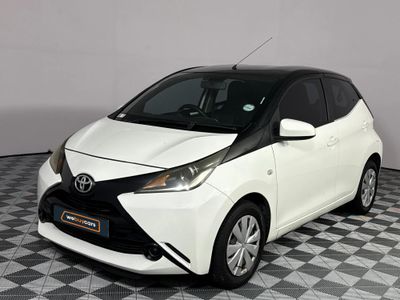 2016 Toyota Aygo 1.0 X-Play 5-dr