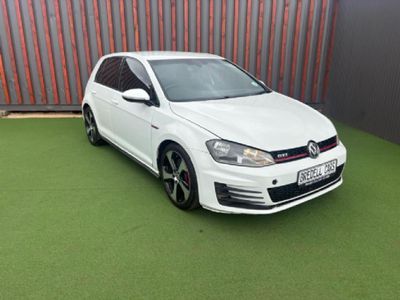 2015 Volkswagen Golf VII GTI 2.0 TSI