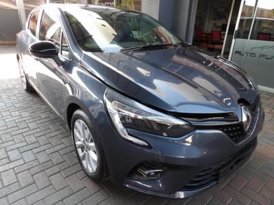 2023 Renault Clio V 1.0T Zen