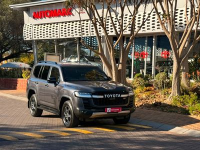 2023 Toyota Land Cruiser 300 V6 3.3 D GR-S
