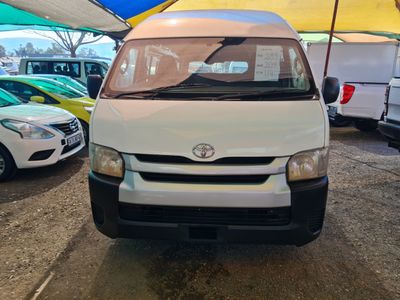 2019 Toyota Quantum 16 seater