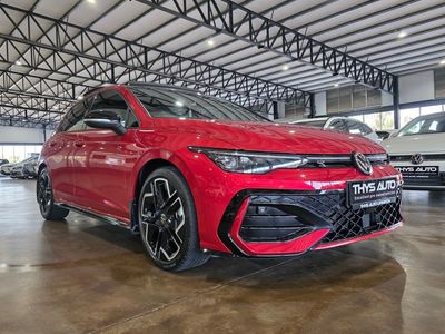 2025 Volkswagen Golf 1.4 TSI R-Line + Auto (110kw)