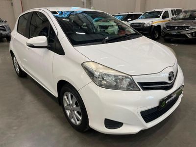 2013 Toyota Yaris 1.3 XS 5-dr