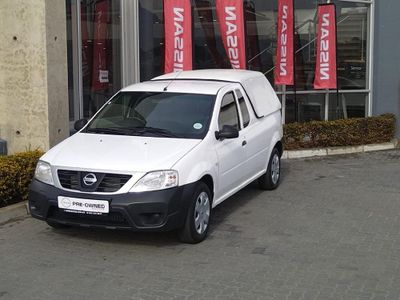 2023 Nissan NP200 1.6 A/C Safety Pack