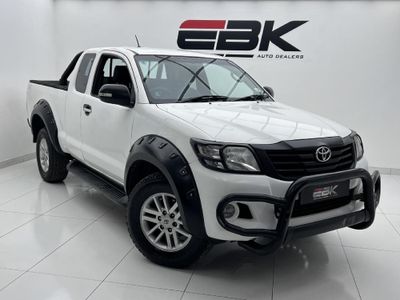 2016 Toyota Hilux 2.5 D-4D Raised Body SRX Xtra-Cab