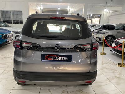 2025 Renault Triber 1.0 Expression