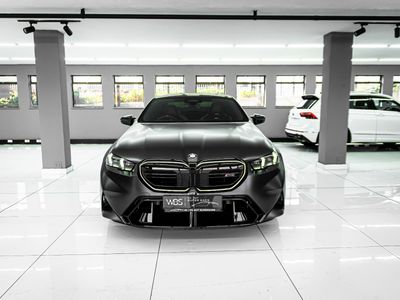 2025 BMW M5 Auto