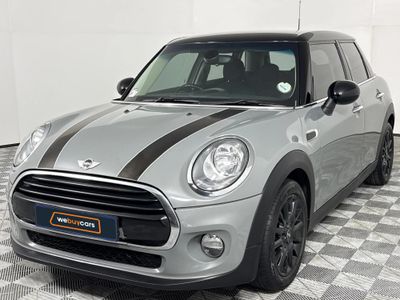 2017 MINI Hatch Cooper 5-dr Auto